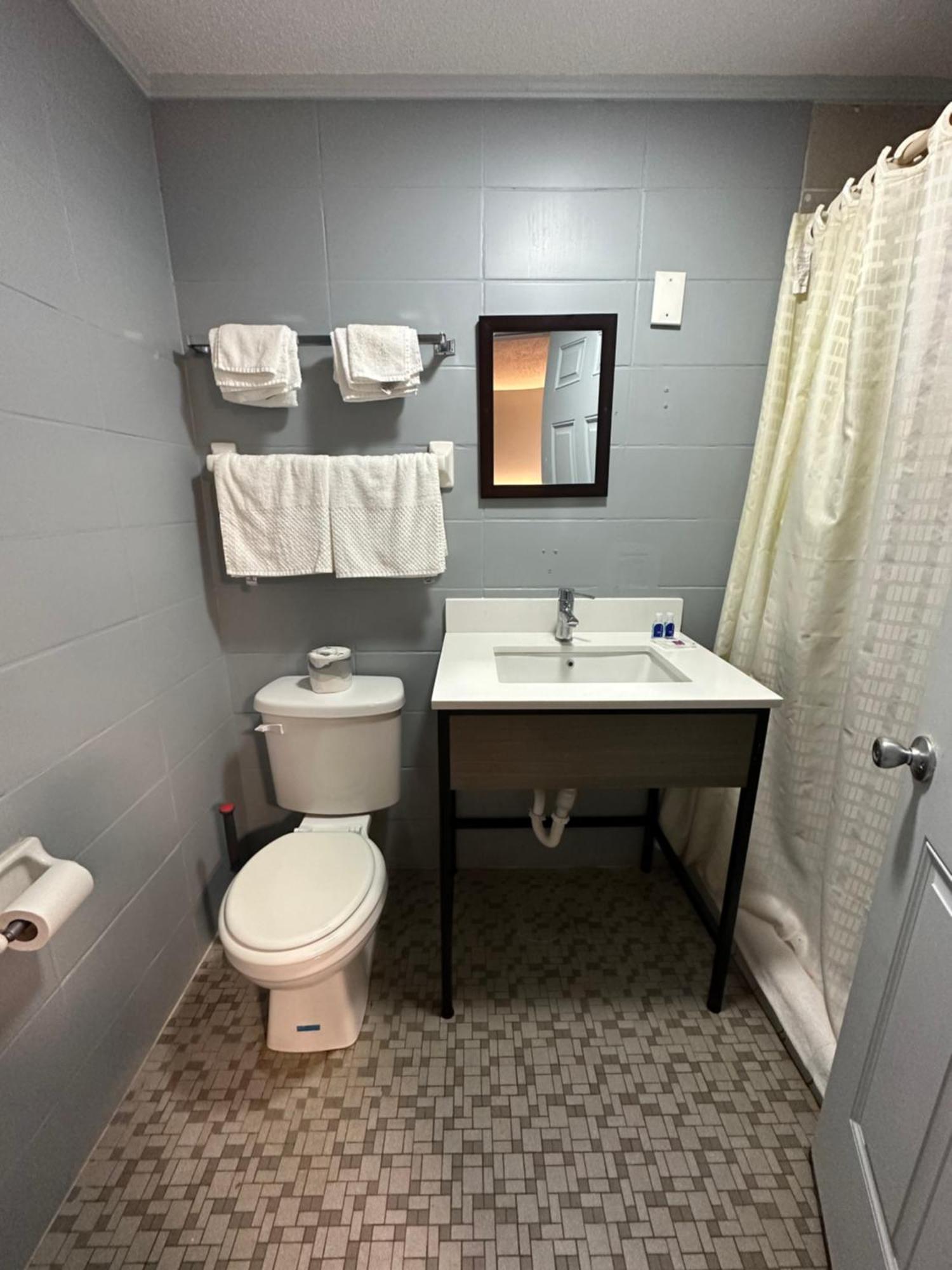Rodeway Inn & Suites Walhalla Zewnętrze zdjęcie